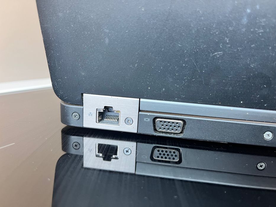 Dell Latitude 5270