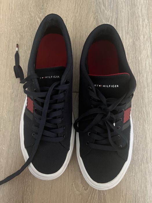 Тъмносини маратонки Tommy Hilfiger 42 номер