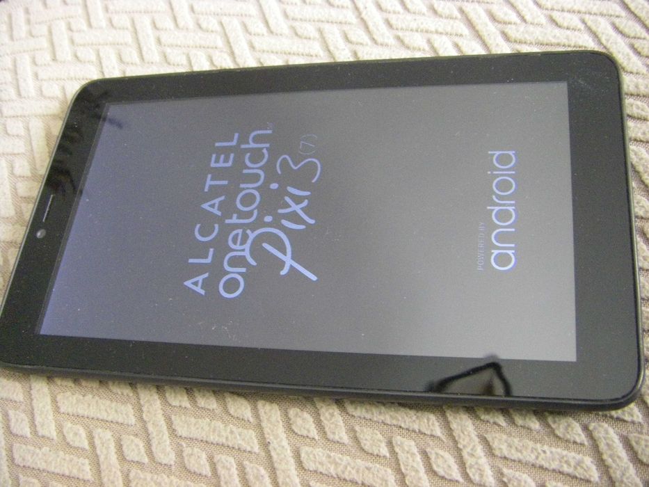 Таблет Alcatel one touch pixi 3
