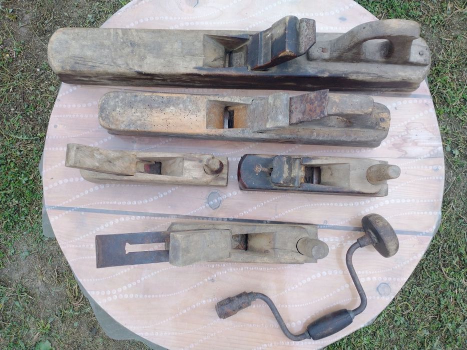 Unelte de dulgherie / tâmplărie