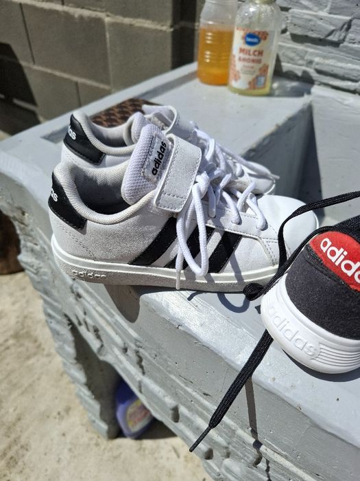 Маратонки на Adidas