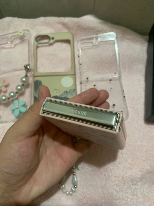 Samsung Z Flip 5