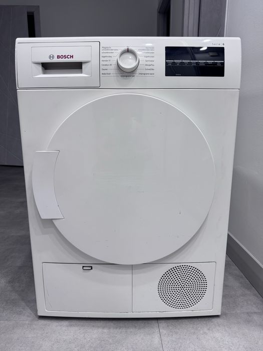 Сушильная машина Bosh Series 6