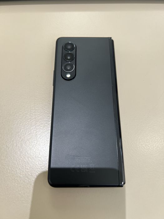 Продам Galaxy Fold 3