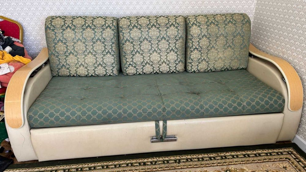 Продам диван раскладной
