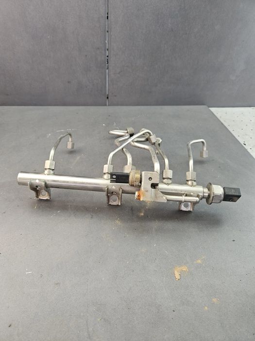 Rampa injectoare 7547883-04 BMW Seria 1 2005 116i MT (115 hp)