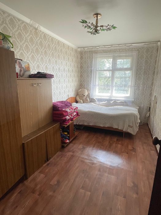 Продам 2 комн.кв .,район Универмаг