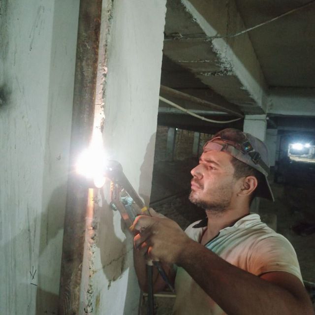 Резаки, газ ел сварка хизмати