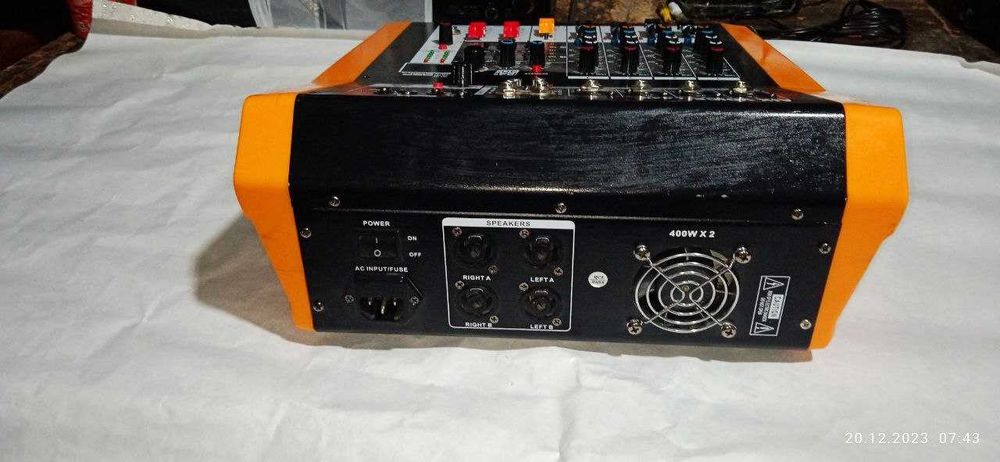 Усилитель AIX VOICE LA40