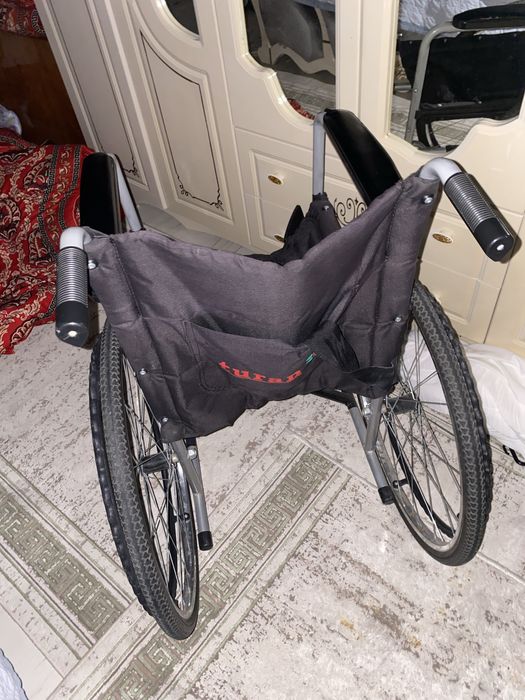 Инвалидная коляска