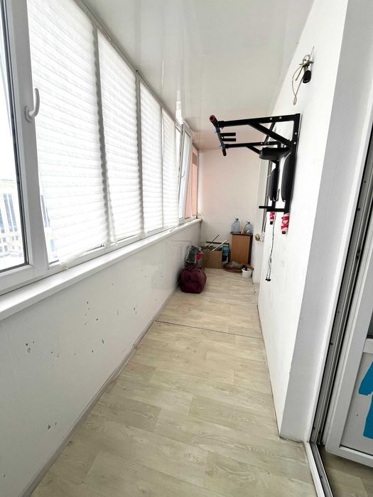 Продаётся 2 комн квартира