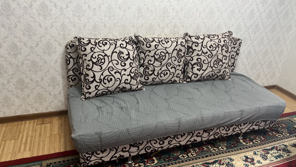 Продам тахту, раскладной диван