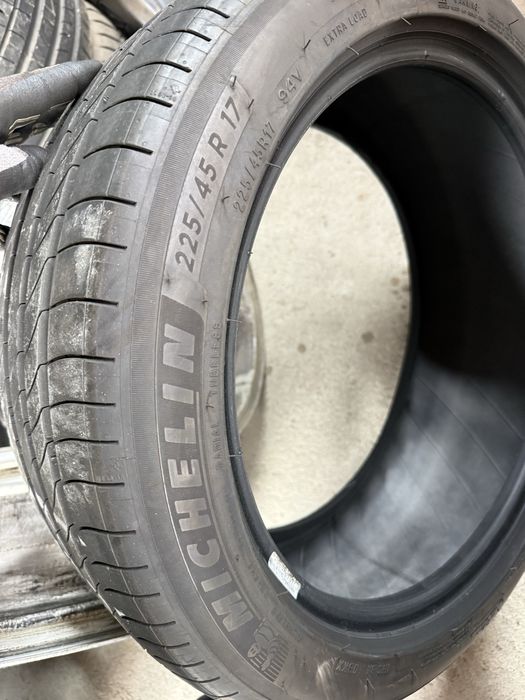 Anvelope vara michelin 225 45 17 noi