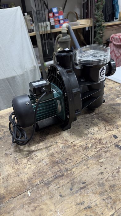 Насос для бассейна