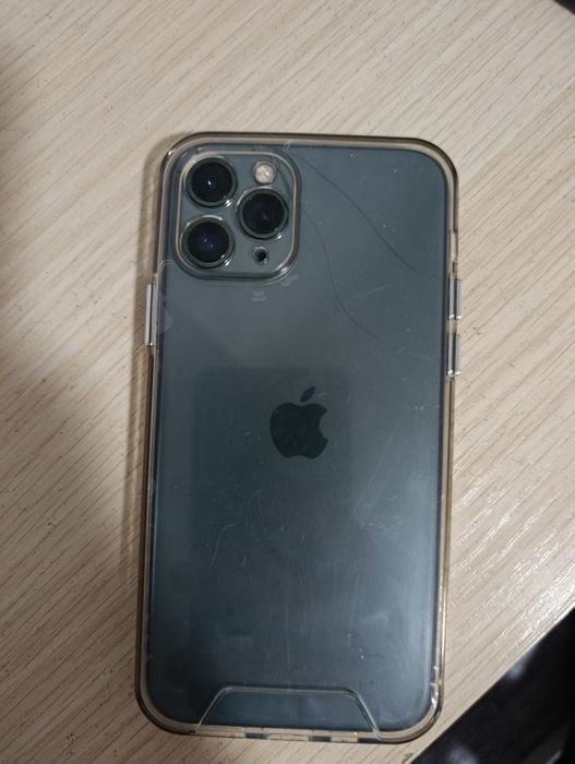 Продам Айфон 11 про
