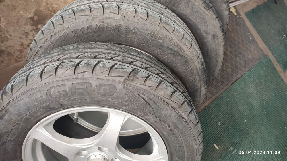 Продам ризина и диски