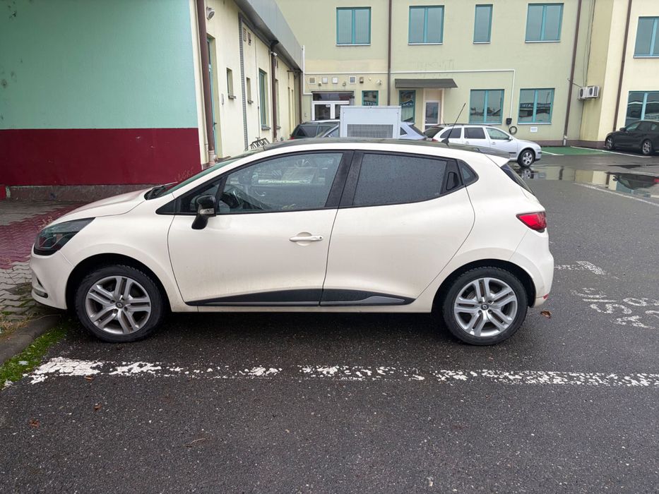 Vând Renault Clio IV zen 2017