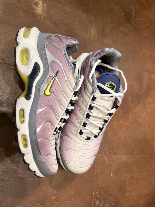 Оригинални маратонки Nike Air Max Plus TN, размер 39