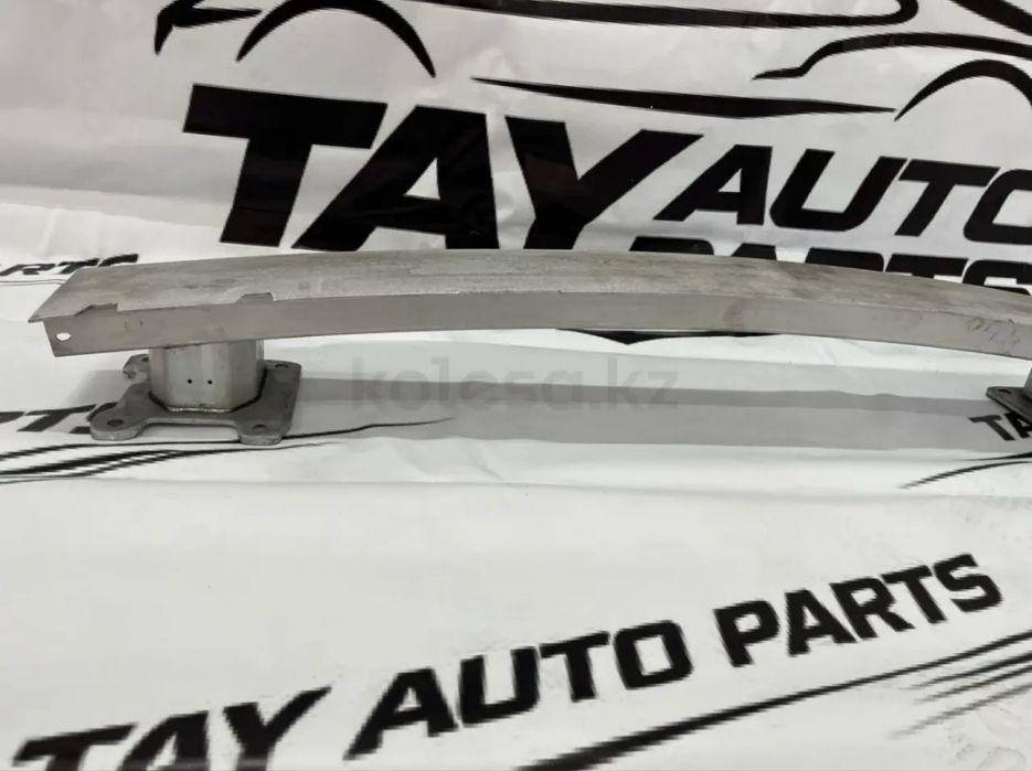 Усилитель заднего бампера L7,L8