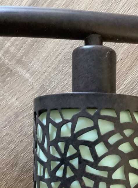 Красива плафонна лампа