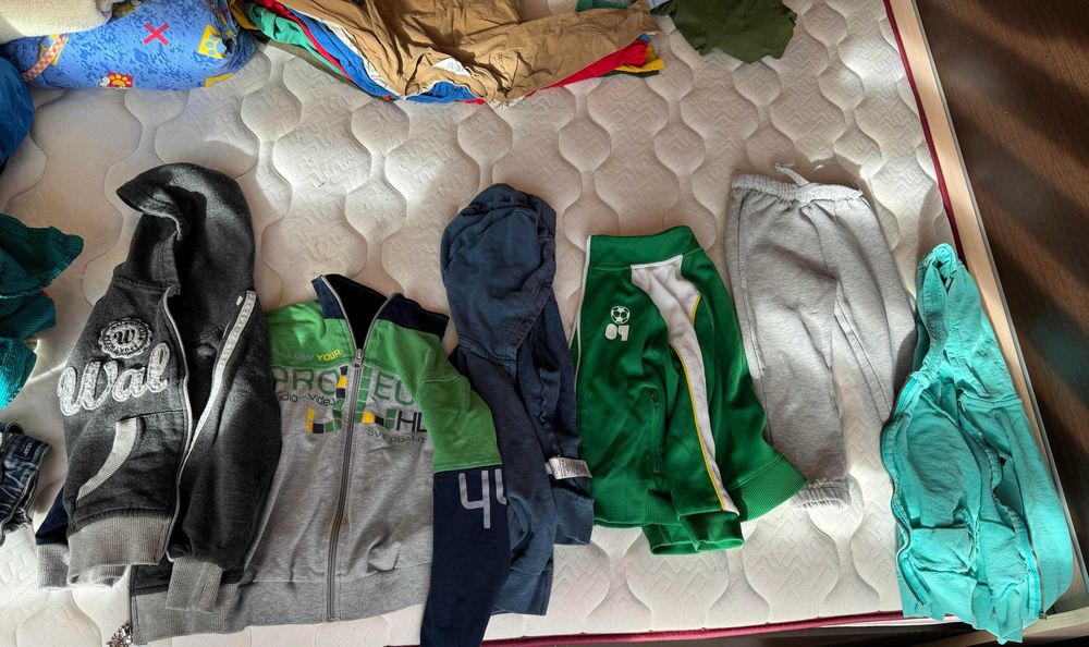 Детски дрехи от 2,5 до 4,5г