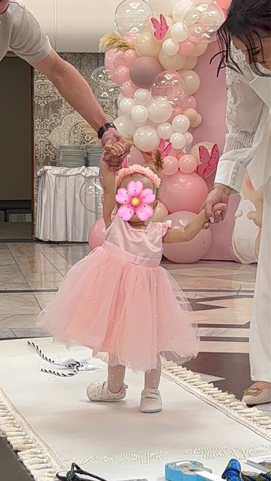 Продам платье на годик