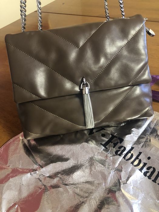 Продаю женскую сумочку