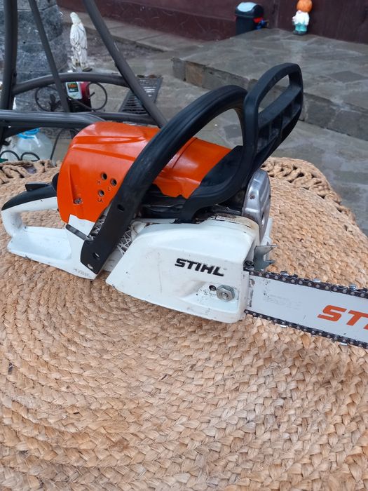 Vând drujba stihl sau schimb cu vitel