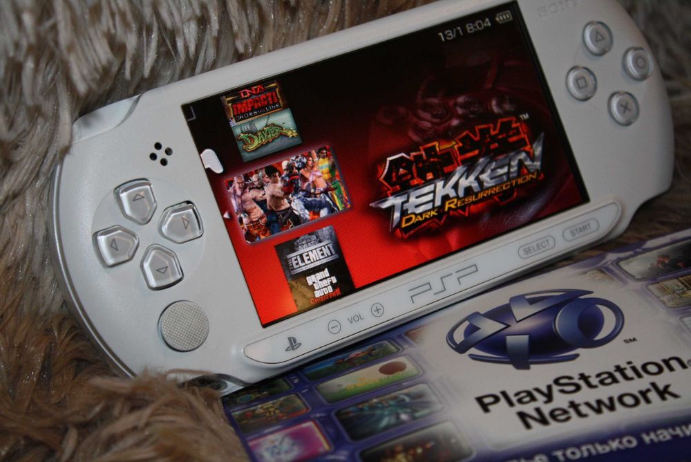 PSP Playstation накачано 100 игр Псп
