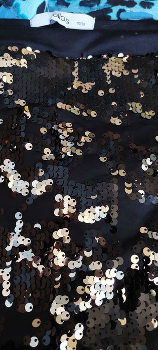 Маркова пола с пайети