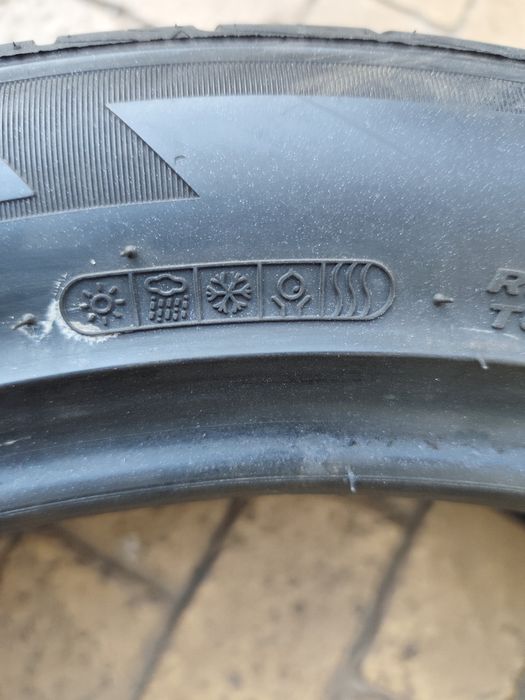 Всесезонни гуми Hankook 245/45R20 DOT 23   245/45/20