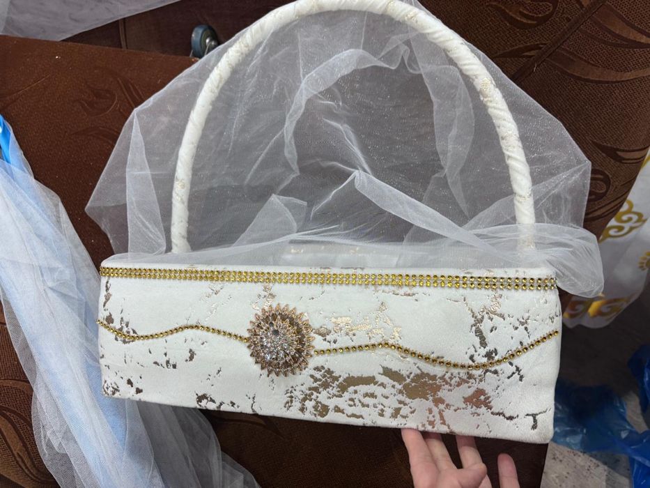 2 красивые корзины по 4000