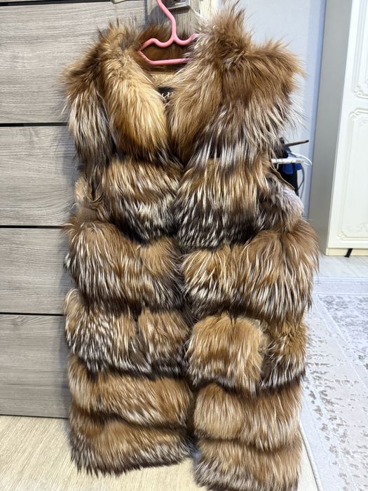 Продам жилетку из песца