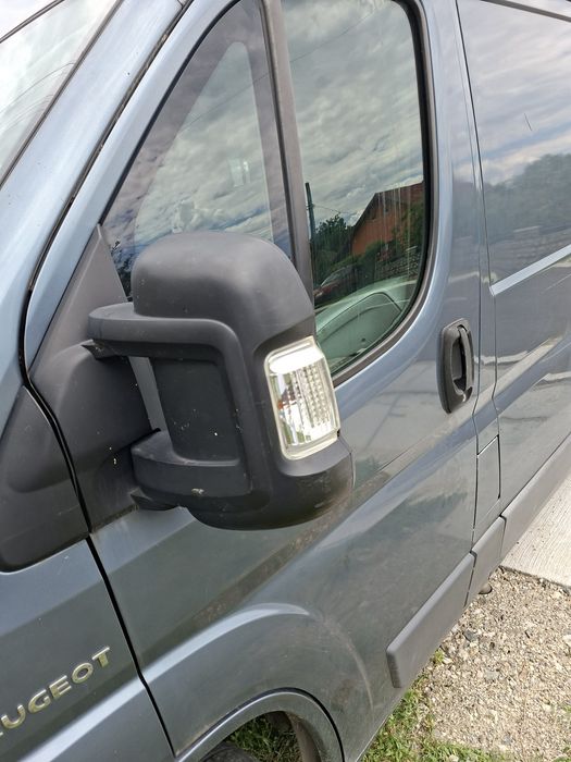 Vând Peugeot Boxer