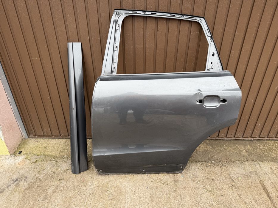 Usa stanga spate Audi Q5