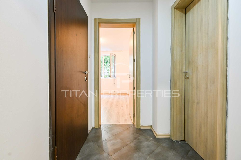 Дава се под наем Тристаен апартамент в София, Център - 61 кв.м за 575 € - Снимка #9