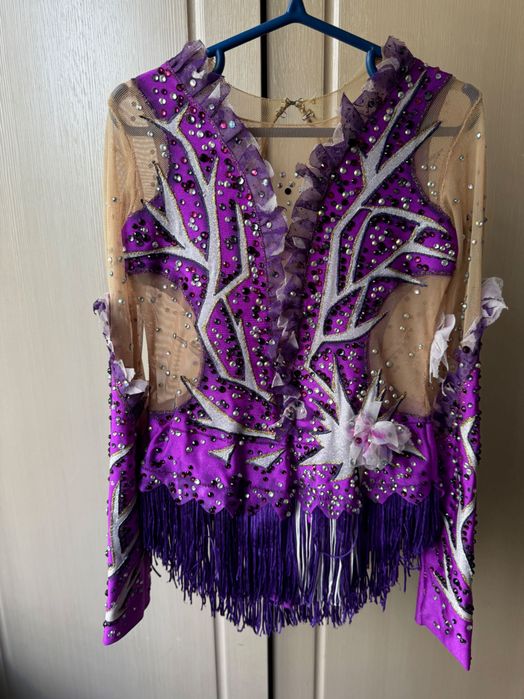 Костюм гимнастический