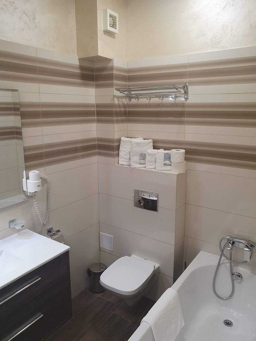 vand studio-garsoniera white tower mamaia nord navodari