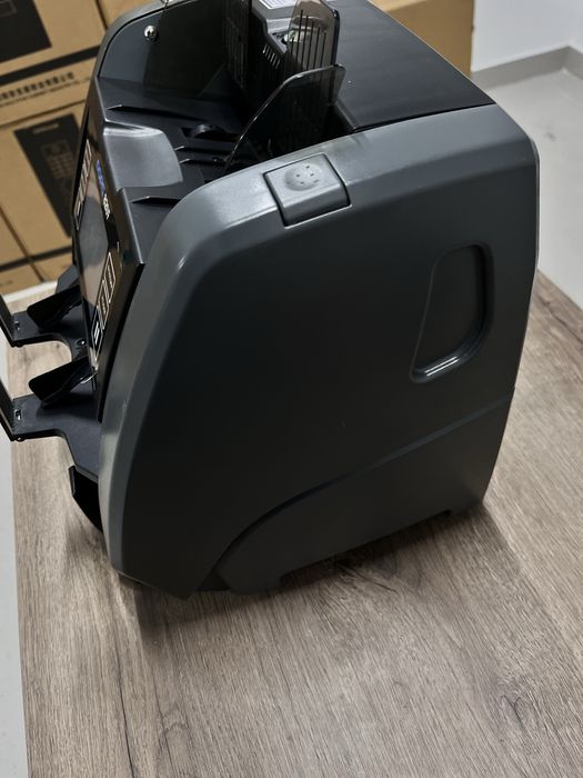 Счетчик банкнот Dors 800