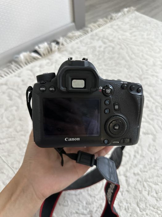 Фотоаппарат Canon EOS 6D