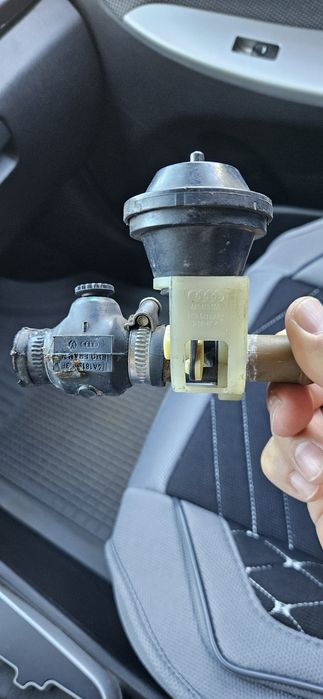 Кран печки ауди 100с4 2.6
