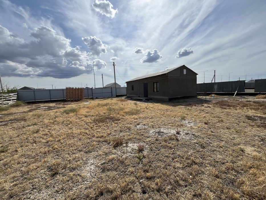 Еркинкаладан времянка гаражбен  сатылады.