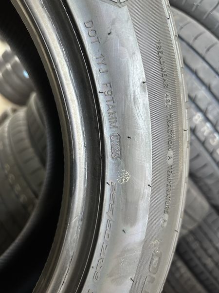 255/50/19 MOMO 4бр