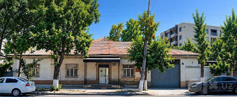 Земля Ипакчилик 8 сот вдоль дороги. клиники, БЦ,  учебного центра,
