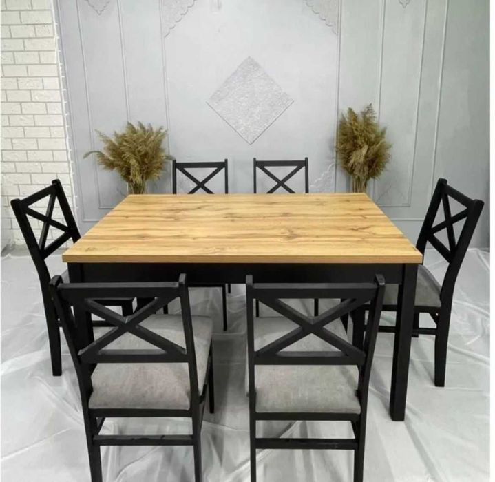 Стол раздвижной  и сплошной