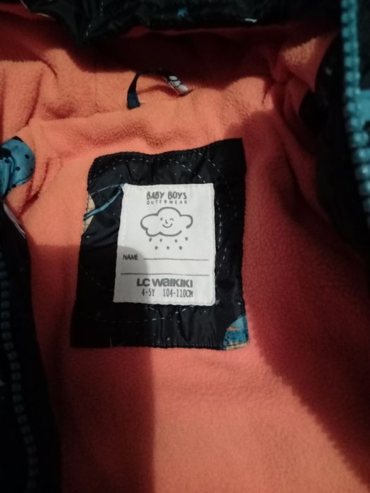 Продам куртки на мальчика весна осень