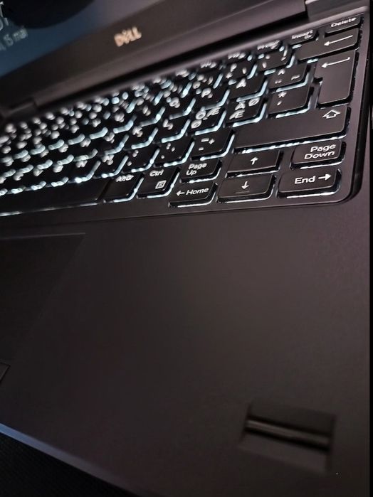Ultrabook Profesional Dell Latitude E7250 | i5-5300U (2.90 GHz în Turbo Boost) | 16 GB RAM | SSD Samsung 840 PRO 256 GB |Intel HD Graphics 5500 ( 4K )