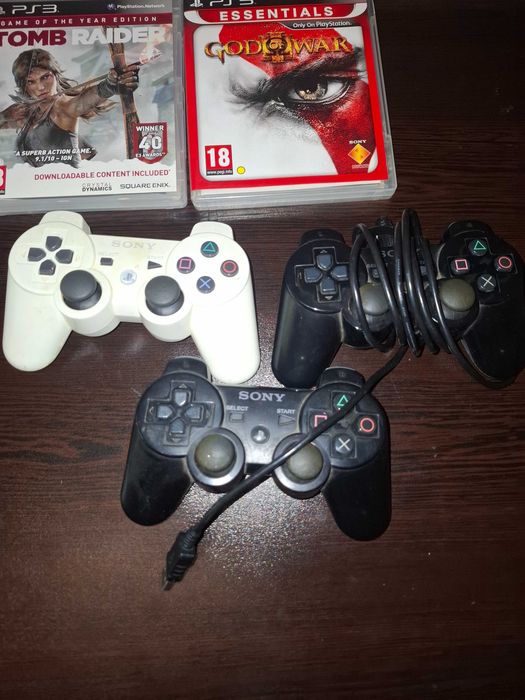 Playstation 3 плюс 3джойстика и 12игри