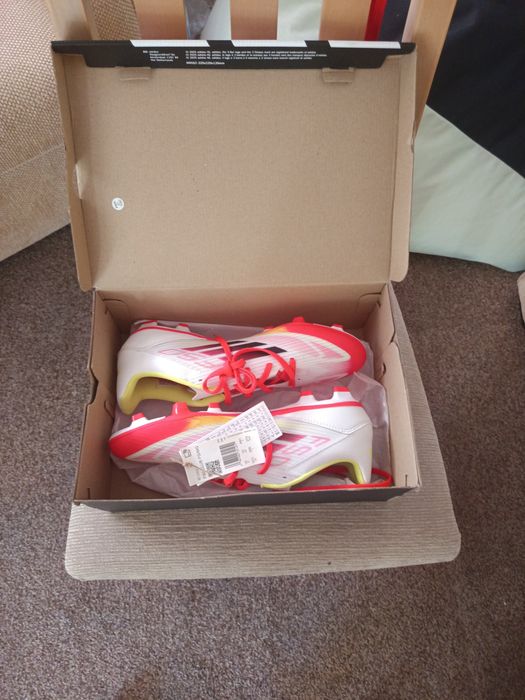 Adidas F50. Нови не употребявани