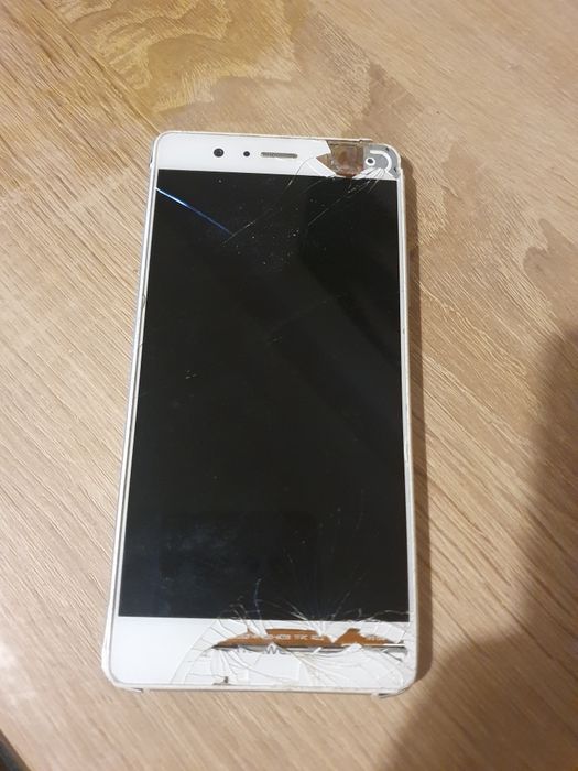 P9 lite defect pentru piese